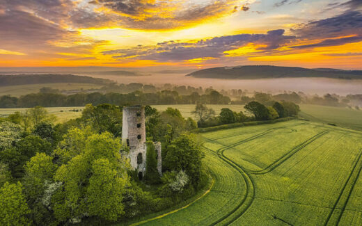 Racton Ruin: Tajemnicza historia zapomnianego zamku